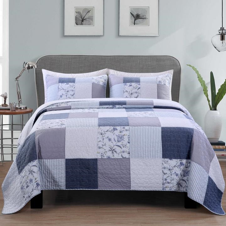 Blue Violet Quilt Set